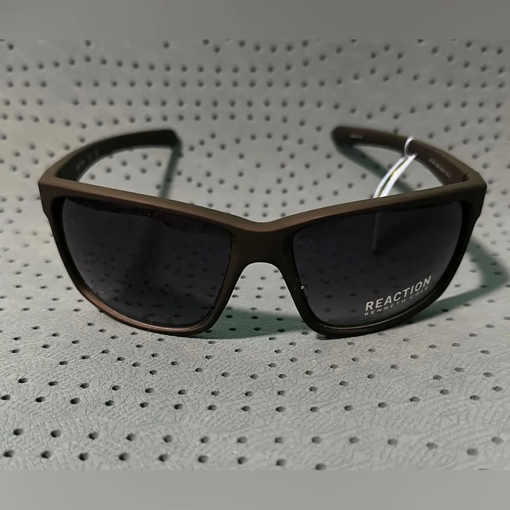 New  Reaction Kenneth Cole men sunglasses - Picture 2 of 3
